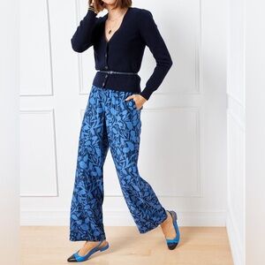 Placed Vines Wide leg pull on pants by Talbots Blue Floral Pattern XL